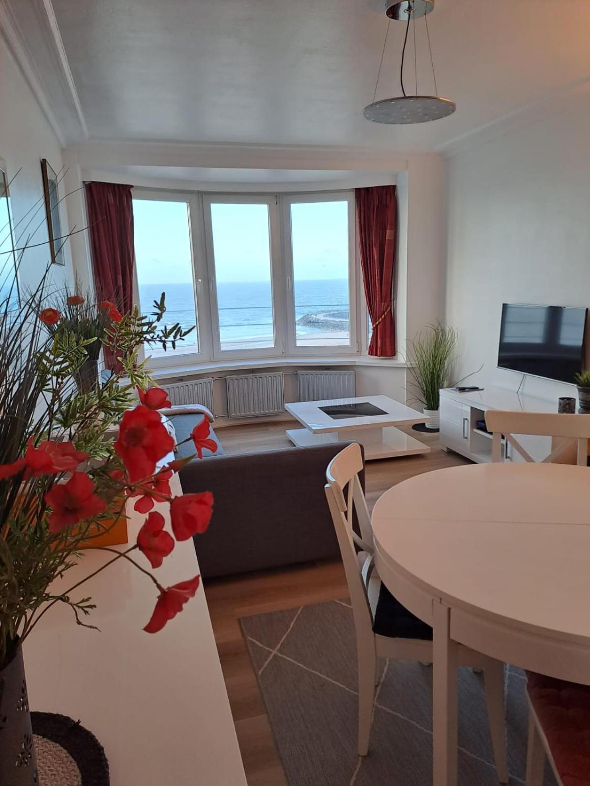 Appartement Met Prachtig Zicht Op Zee ออสเทนด์ ภายนอก รูปภาพ